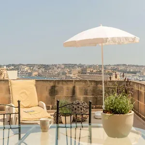 Penthouse Valletta